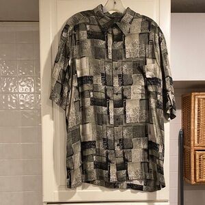 EUC crazy horse Men's Black and Green Patterned Shirt size XL